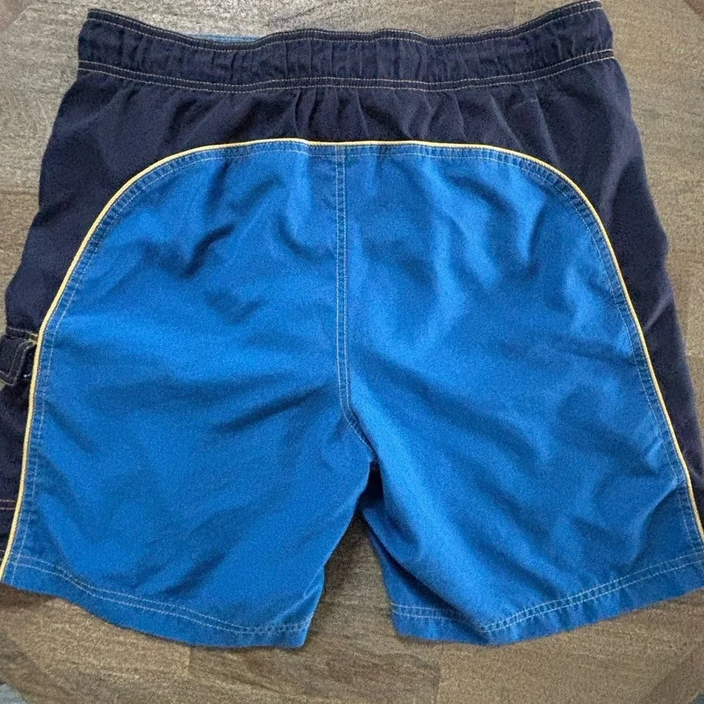 Mossimo Supply Co. Swim trunks board shorts. Size Small‎